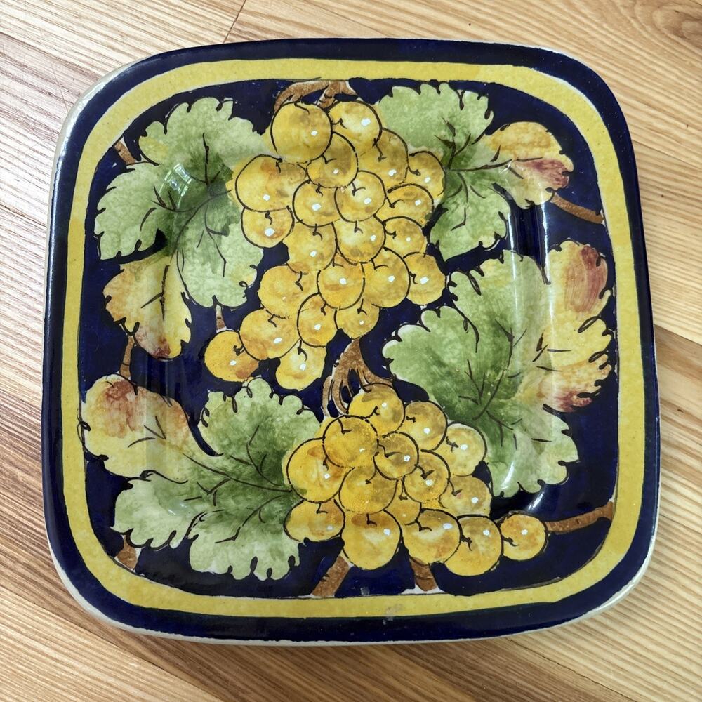 La Botteghina Del Ceramista Firenze Florence Italy Majolica Grape Wall Plate